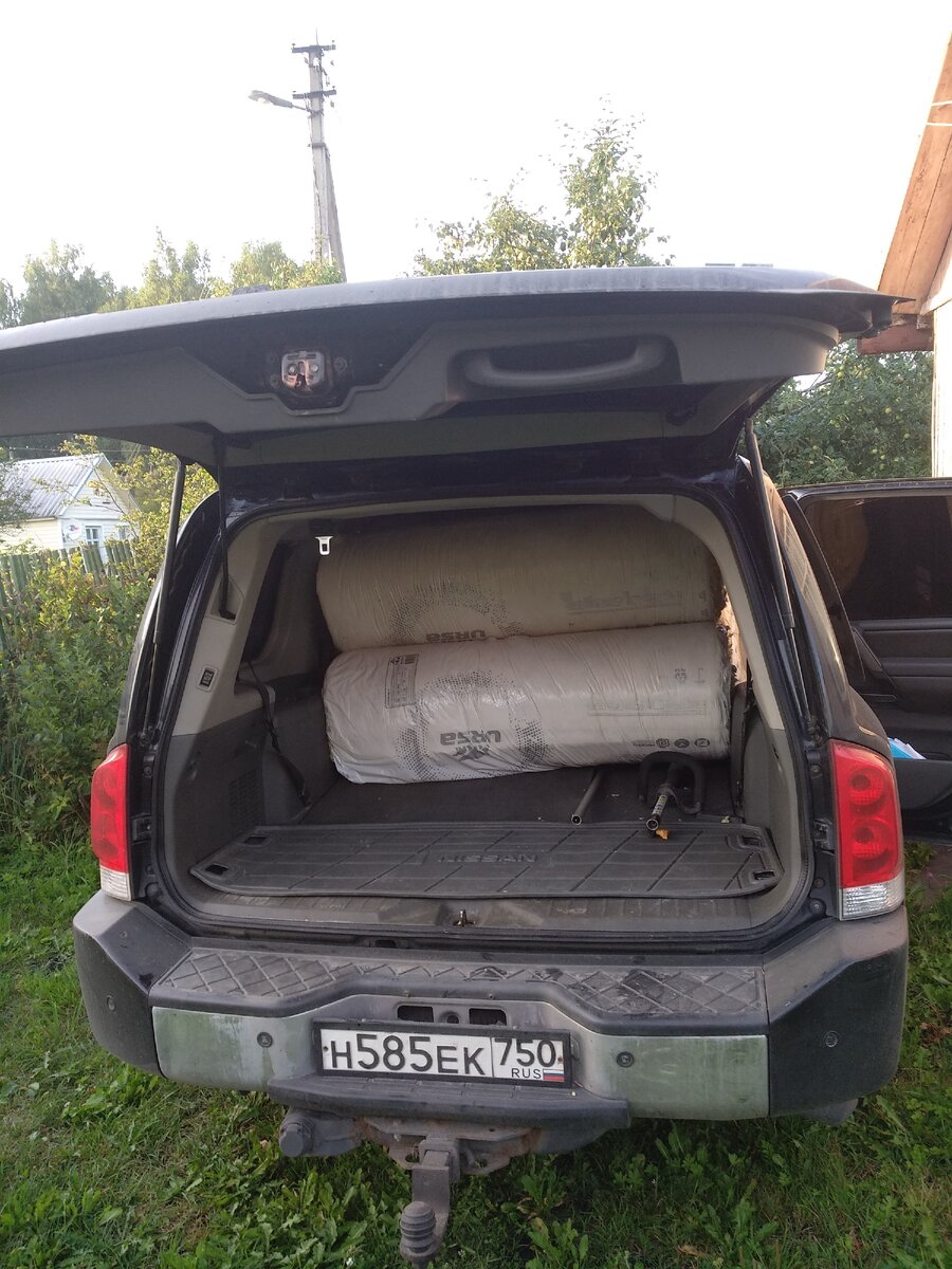 В машину с трудом всё загрузил.