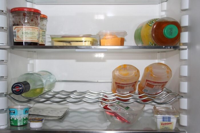 7 надежных способов избавиться от неприятного запаха в холодильнике