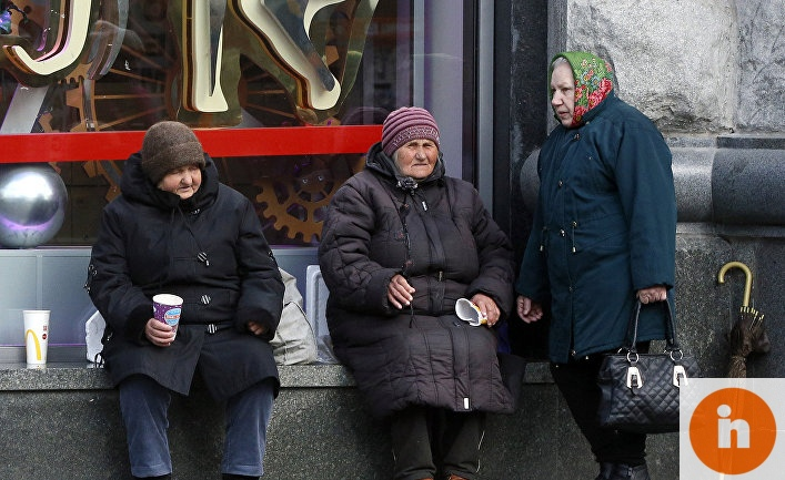 Украина может остаться без финансовой помощи МВФ и других международных организаций в связи с затягиванием принятия так называемого «антиколомойского» закона. Учитывая, что страна находится в ужасающем экономическом положении, сценарий дефолта становится все более вероятным.