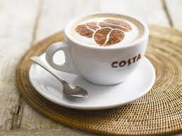 Украшение кофе через трафарет