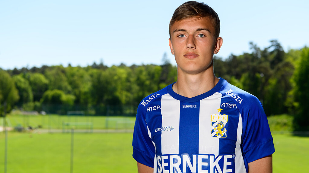 Толинссон ещё летом играл за "Гётеборг"