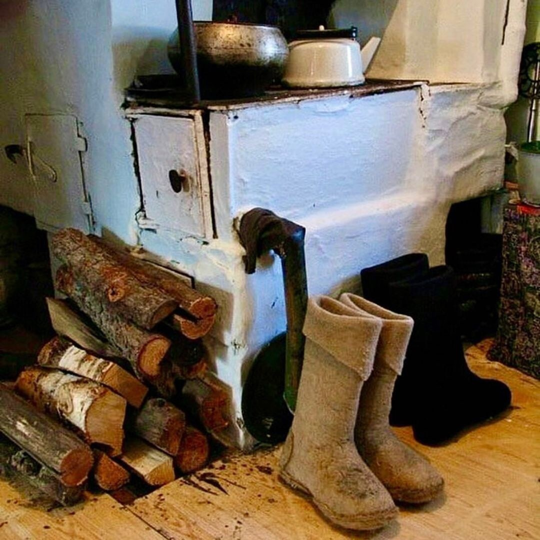 русская печка фото в деревне