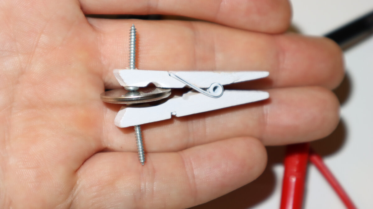 Зарядка со всех сторон. Листай далее