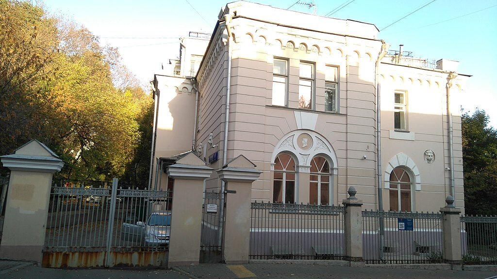 Здание усадьбы Юргенсона, возле которой когда-то был еще и сад. Фото: Википедия