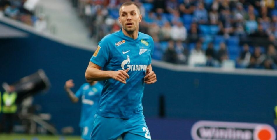Роль запасного в "Зените" Артёма Дзюбу не устроила 