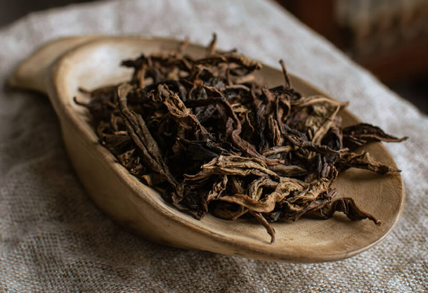 Уишаньский улун "Белый петушиный Гребень", charitea.ru