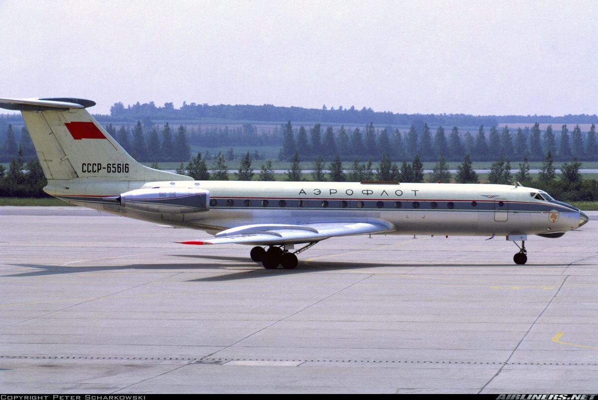 Ту-134 СССР-65616, работавший в 208-м и 87-м отрядах. Источник и автор указаны на фото. 