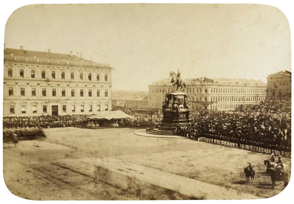 Торжественное открытие памятник Николаю I состоялось 25 июня 1859 года.