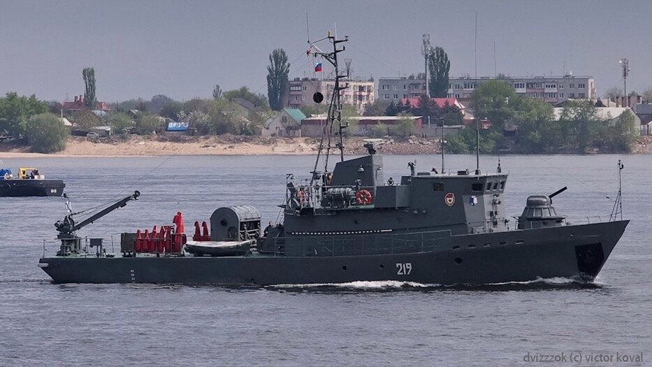 Гвардейский рейдовый тральщик РТ-233. Фото взято в группе ВК "Мы несём Андреевский флаг". Автор - Виктор Коваль