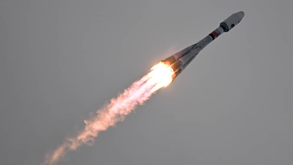 Фото: Григорий Сысоев / РИА Новости📷Ракеты-носитель «Союз-2.1б» выводит на орбиту станцию «Луна-25»