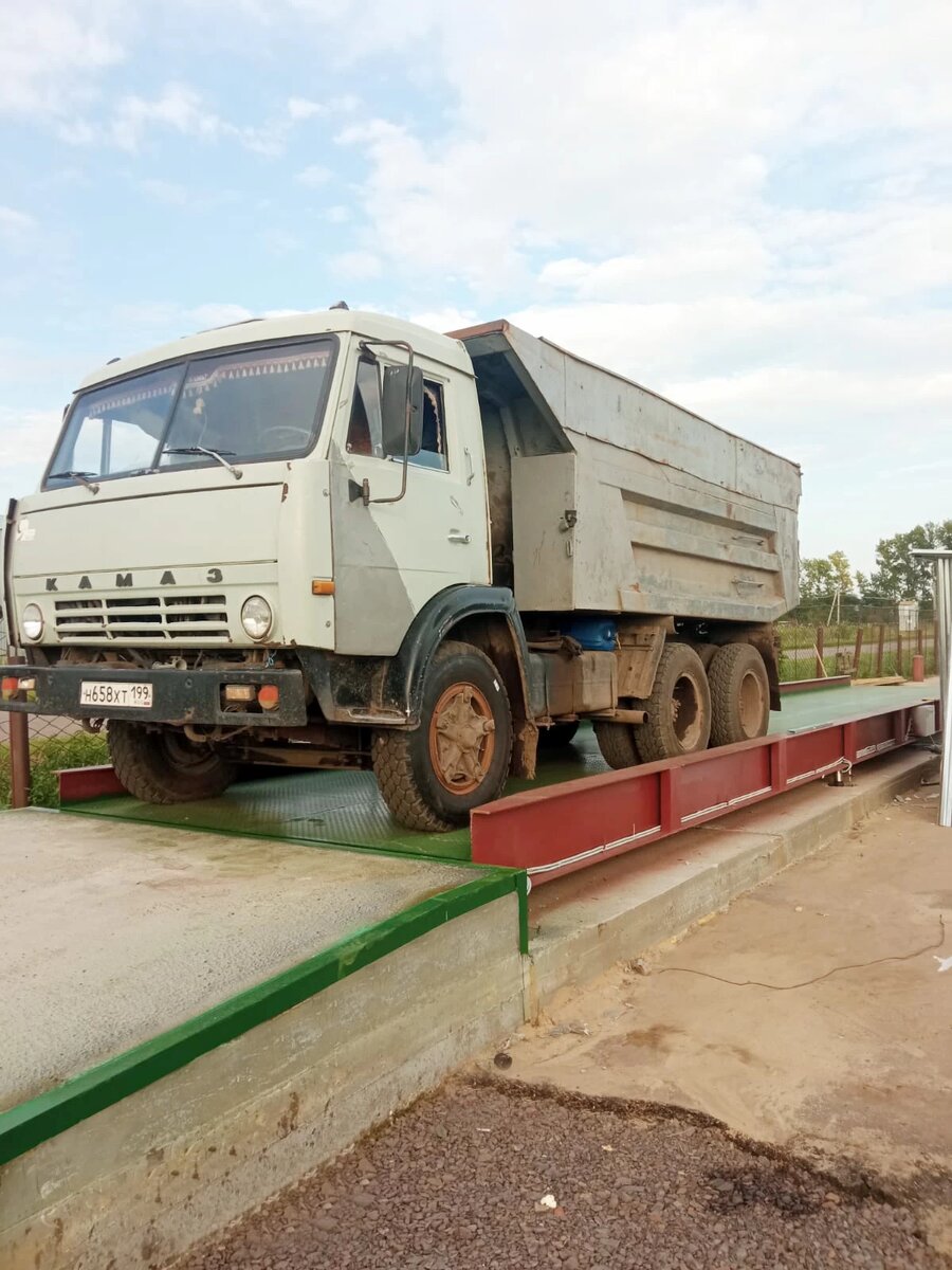 Строительство новых автомобильных весов для Курского аграрного предприятия было успешно завершено, открывая перед предприятием новые возможности для оптимизации логистических процессов и более точного-5