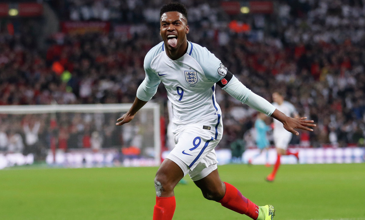 Стриптиз бесплатно или футбол творит чудеса