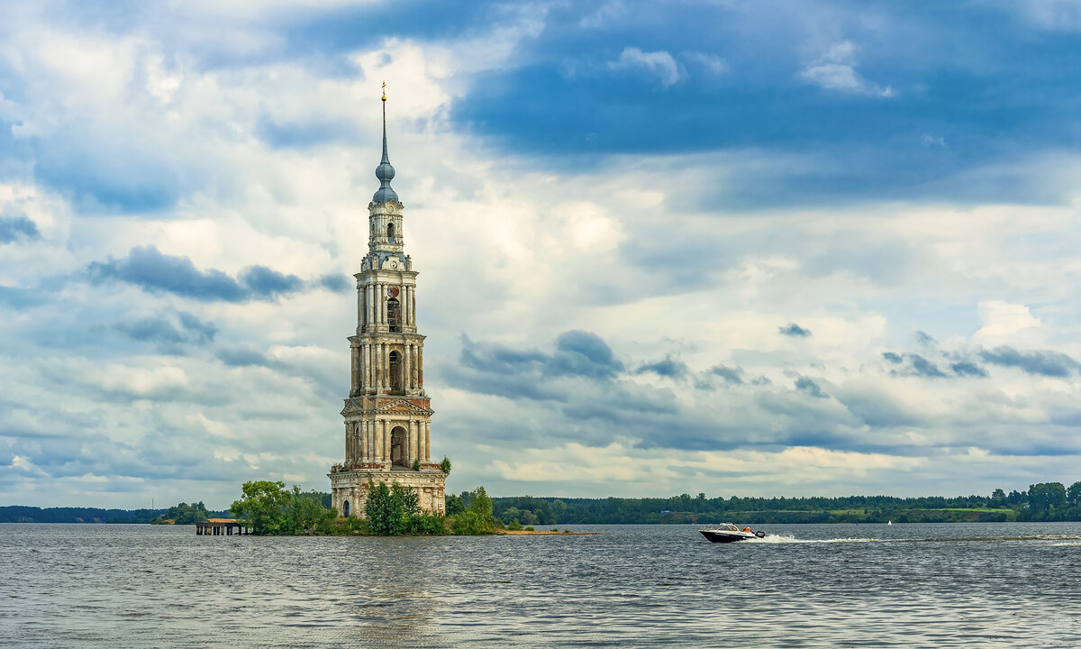 Колокольня Никольского собора 