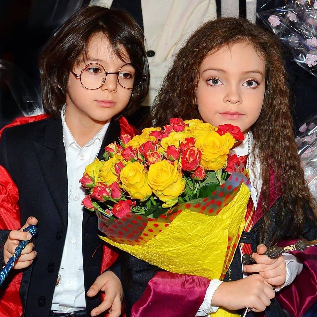 Алле-Виктории Киркоровой исполнилось 7 лет 26 ноября 2011 года на свет появилась Алла-Виктория Филипповна Киркорова.-2