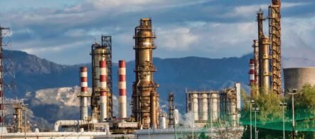 Сможет ли цена на нефть оправиться от потрясений и обновить максимум или опасения перевесят, и продавцы нефти будут толкать ее цену вниз и дальше? На вопрос журнала Фортрейдер ответила Анна Бодрова, аналитик компании «Альпари».