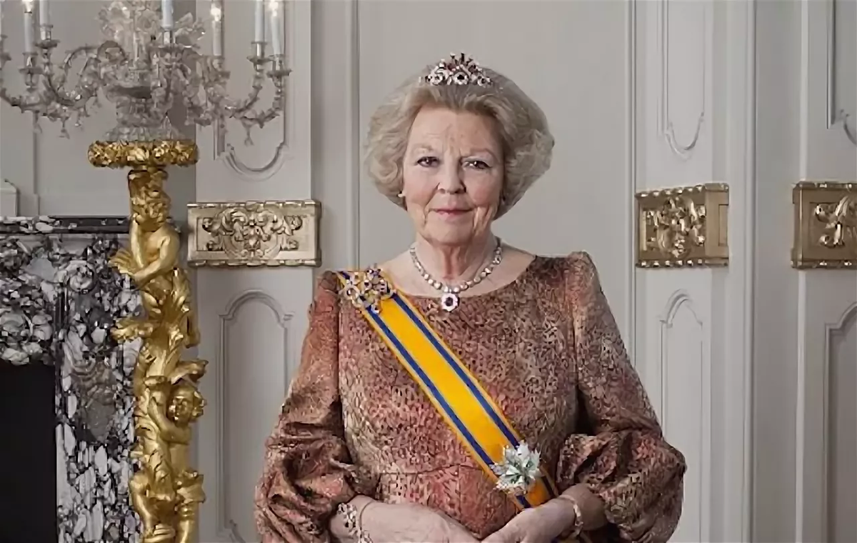 Beatrix. Королева Нидерландов Беатрикс. Беатрикс Королева Нидерландов в молодости. Королева Голландии Беатрикс в молодости. Беатрикс Вильгельмина Армгард.