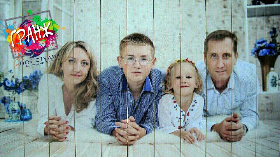 Картины на дереве отличаются стилем и гармонией