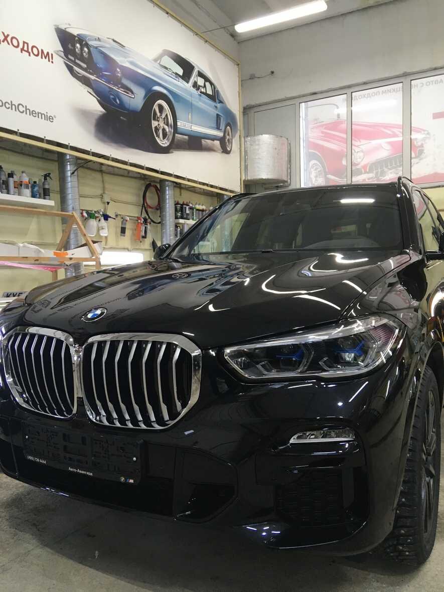 Новый BMW X5 G05. Еще в «масле», а уже на полировку!? Почему все машины  перед бронированием приходится полировать? | 