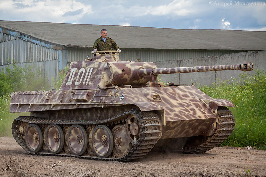 Немецкий танк Pz.Kpfw. V Panther, ставший экспонатом музея в Кубинке