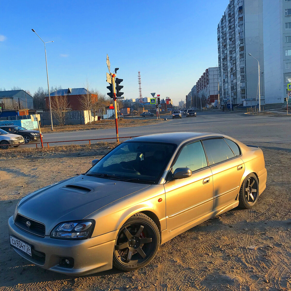 Subaru legacy b4