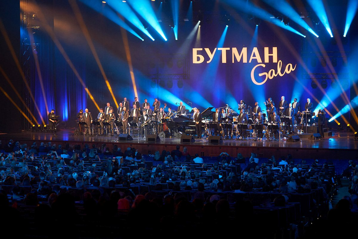 Московский джазовый оркестр и Jazz at Lincoln Center Orchestra (photo © Luigi Beverelli)