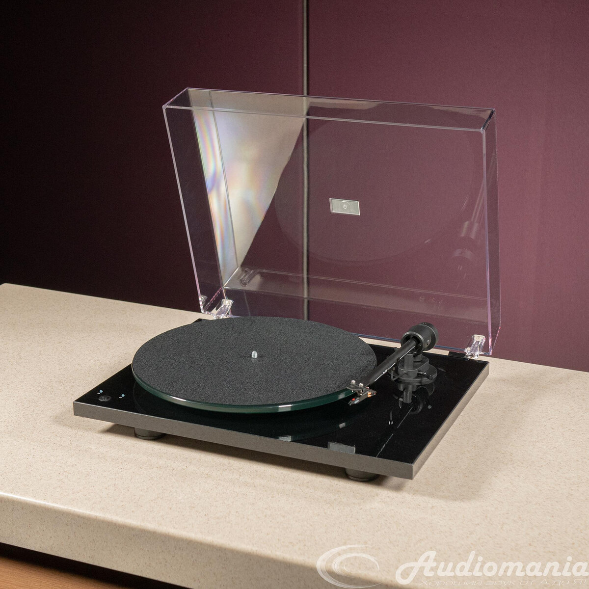 Виниловый проигрыватель Pro-Ject T1 Phono SB 