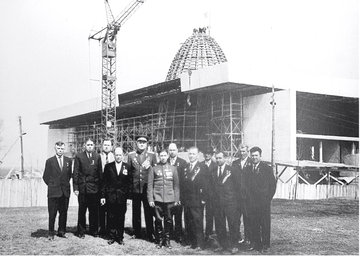 Фото взял с ресурса pastvu.com https://pastvu.com/p/564368