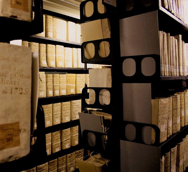 Тайны архива ватикана. Апостольский архив ватикана. Ватиканский архив. Ватиканский архив секретный. Апостольский архив ватикана.