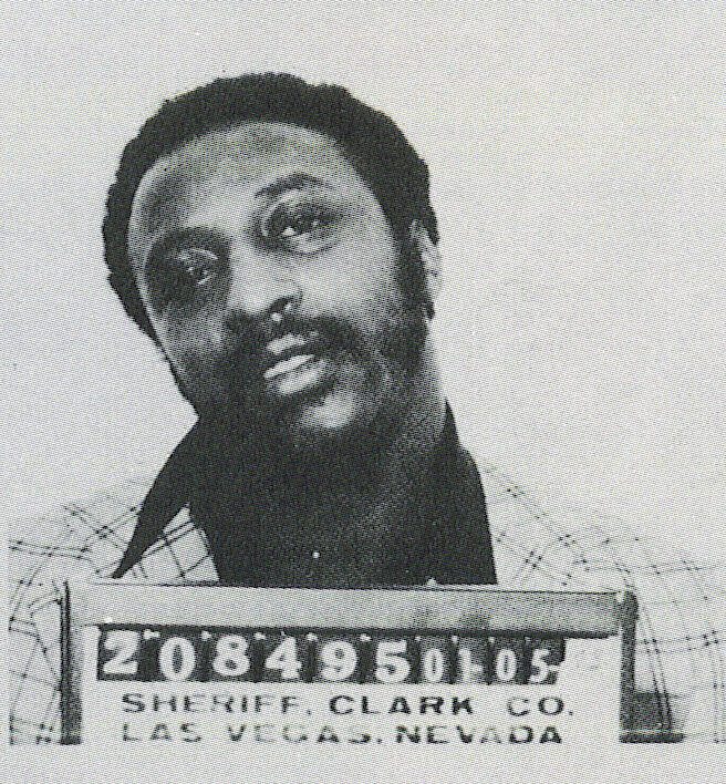 Падение Фрэнка Мэтьюза началось после ареста в 1973 году в Лас-Вегасе.