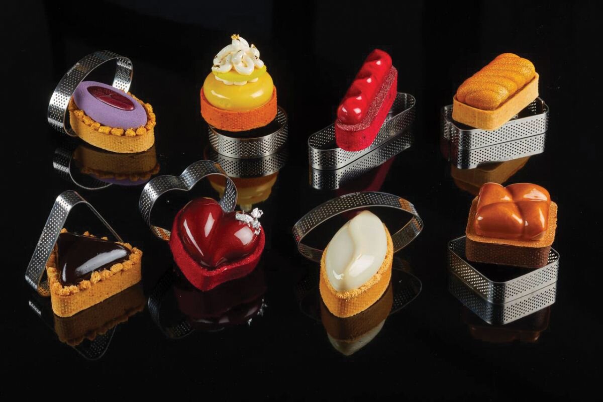 Тарты Gianluca Fusto. Фото: https://www.dolcesalato.com/2022/08/05/design-in-pasticceria-tre-chef-che-trasformano-lestetica-in-filosofia/#/