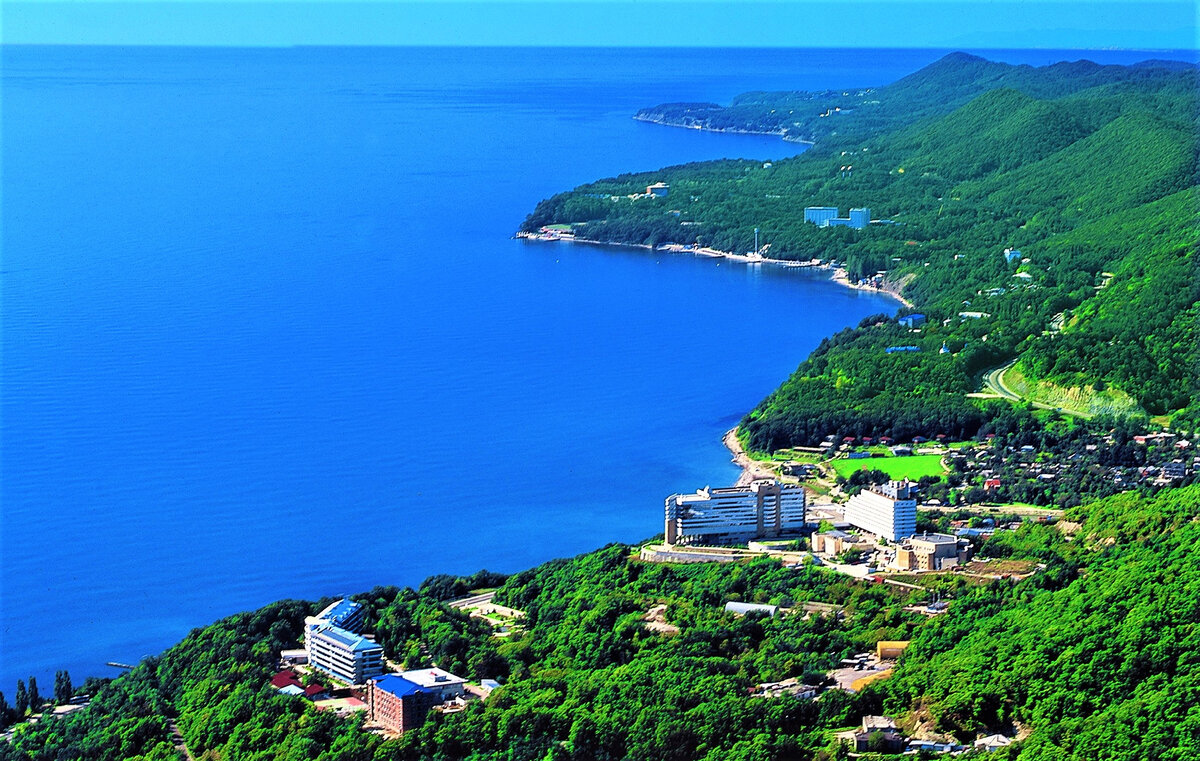 Бесконечное море и пляжи Краснодарского черноморского побережья. Фото из открытых источников.