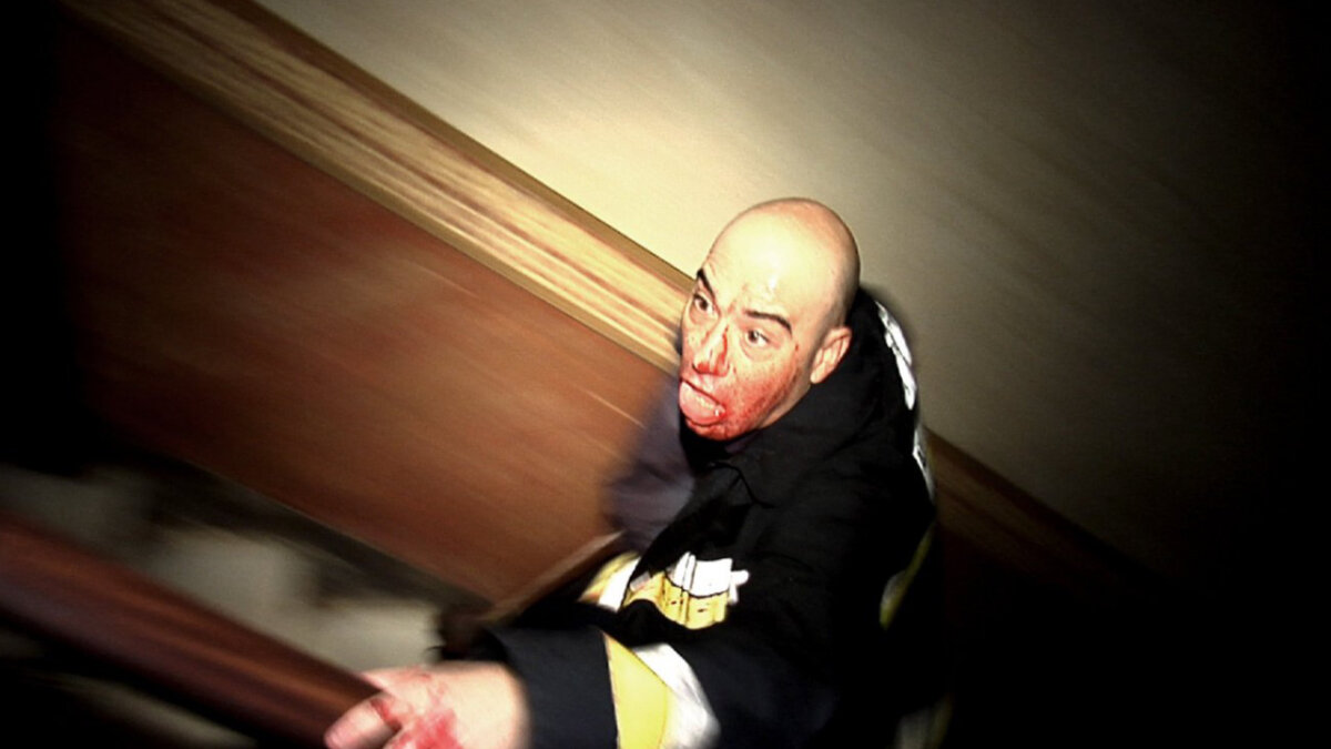  Ехать на этот вызов Сергею не хотелось. Работая фельдшером на станции « скорой помощи» без малого семь лет , он успел повидать  многое.