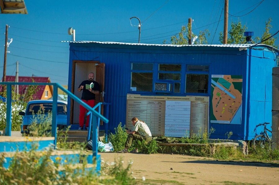 Аркаим. Старые вагончики. Фото предоставлено пресс-службой заповедника «Аркаим»
