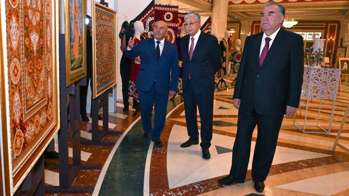    Фото: Акорда Август Макаров