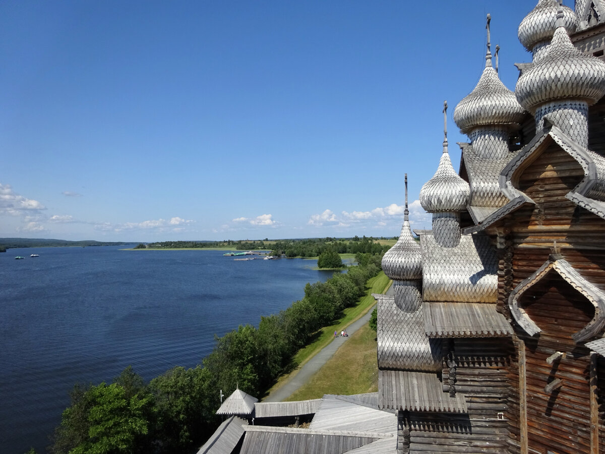 Погост Кижи колокольня