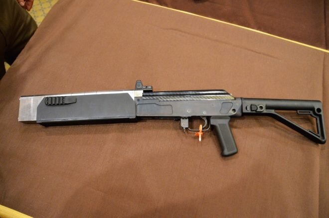Bullpup stock extenders. Буллпап zk-22. Red jacket firearms zk-mr. Автомат с глушителем. Ак с интегрированным глушителем.