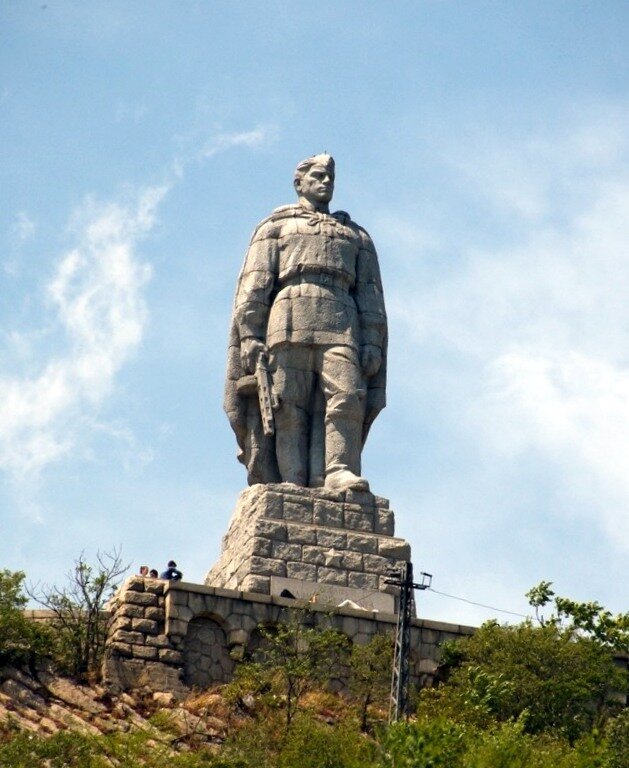 Памятник русскому солдату-освободителю в городе Пловдив, Болгария
