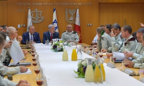 Премьер-министр Израиля Биньямин Нетаньяху ответил вечером в воскресенье, 22 апреля на слова министра иностранных дел Ирана, обвинившего Израиль в нарушении международного права.