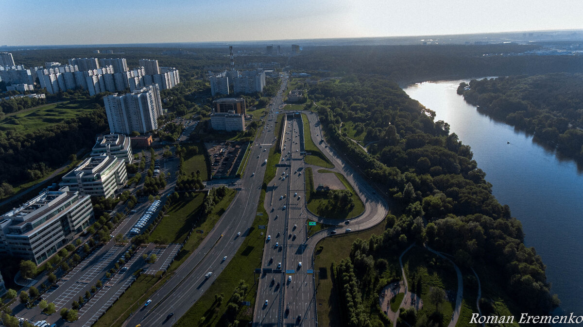 1. Выезд из Серебряноборского тоннеля. Вид со стороны Живописного моста