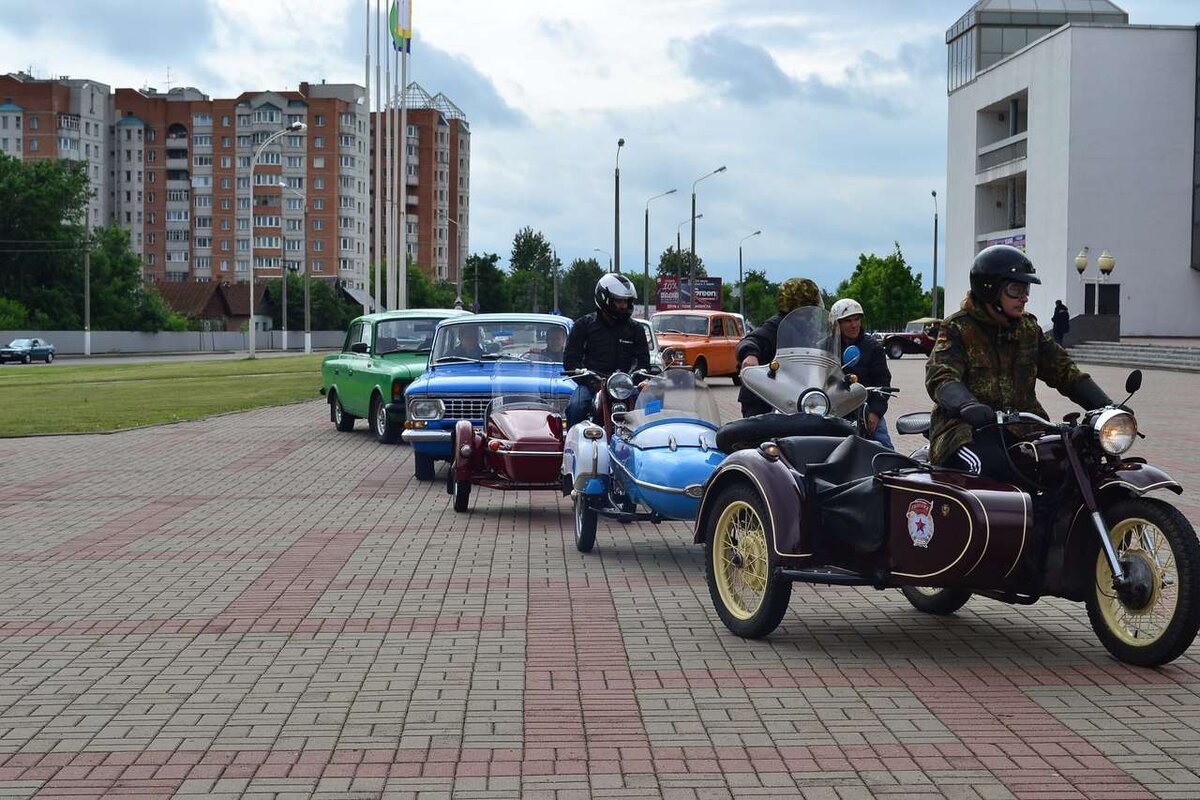 Из рухляди — на дорогу. Могилевчане делают из старых авто «конфетки» |  Mogilev.online | Дзен