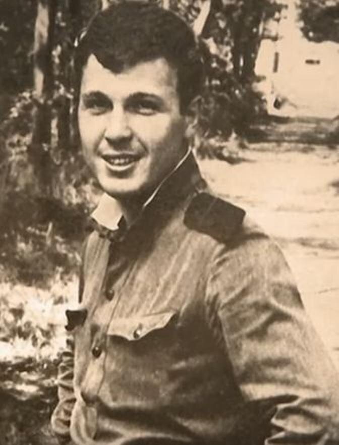 Лещенко в молодости