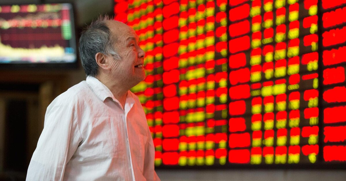 Материковые китайские акции привели к росту азиатского рынка во вторник после долгожданной встречи в Сингапуре президента США Дональда Трампа и северокорейского лидера Ким Чен Уна .
