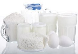 Хорошим выбором для удовлетворения потребности в кальции  можно считать: