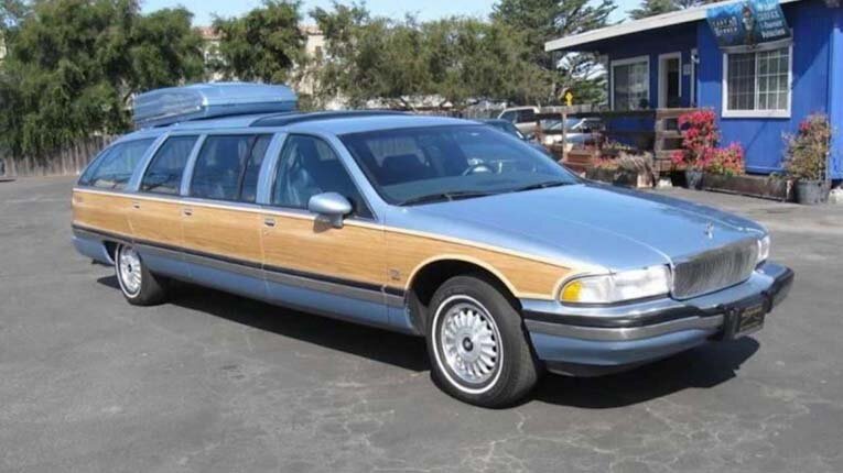  Шестидверный Buick Roadmaster 1992 года, внешний вид