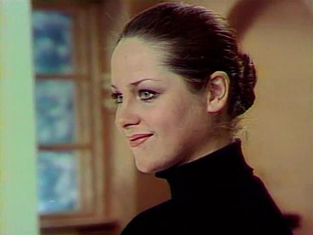 Ёла Санько в фильме-спектакле "Персональное дело" 1975г (источник фото: m.kino-teatr.ru)