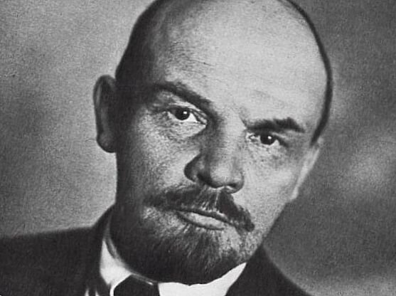 Ленин деятель. Ленин Владимир Ильич диктатор. Портрет личности Ленина. Личность Ленина в истории. Владимир Ленин с известными мировыми писателями