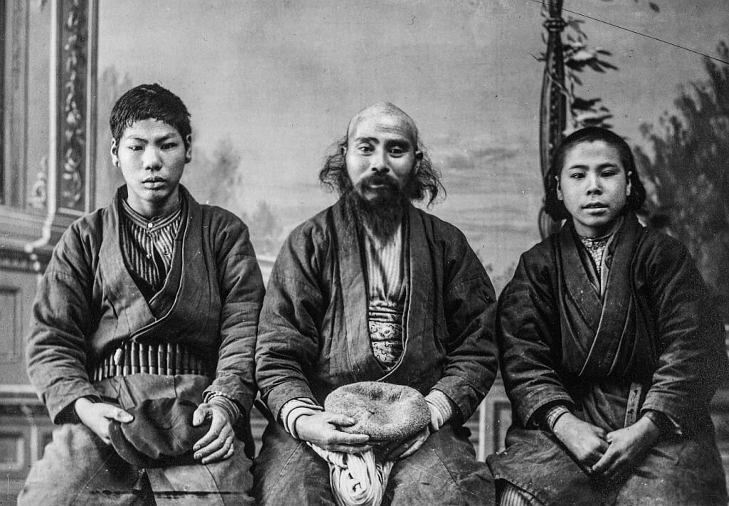 Курильцы (по-нашему) или айны (по-японски)