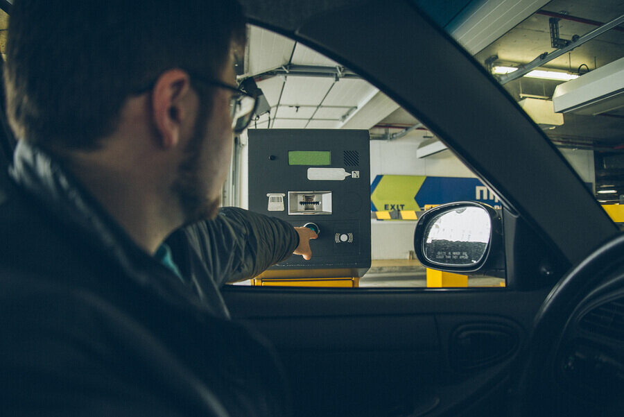 Как открыть платную автостоянку?