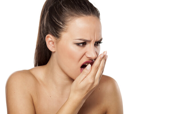 Как узнать, что пахнет изо рта, если окружающие молчат