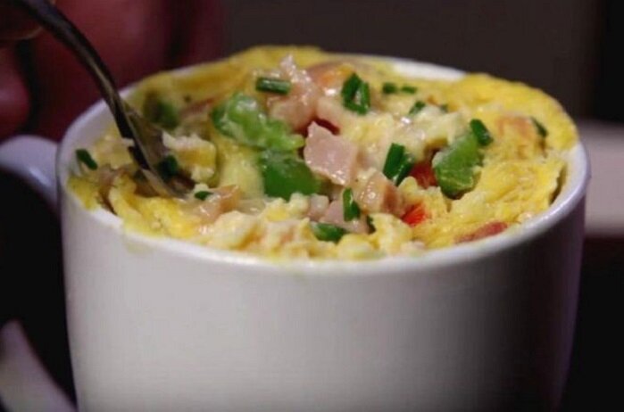 Быстрый омлет без грязной посуды. 3 способа приготовления